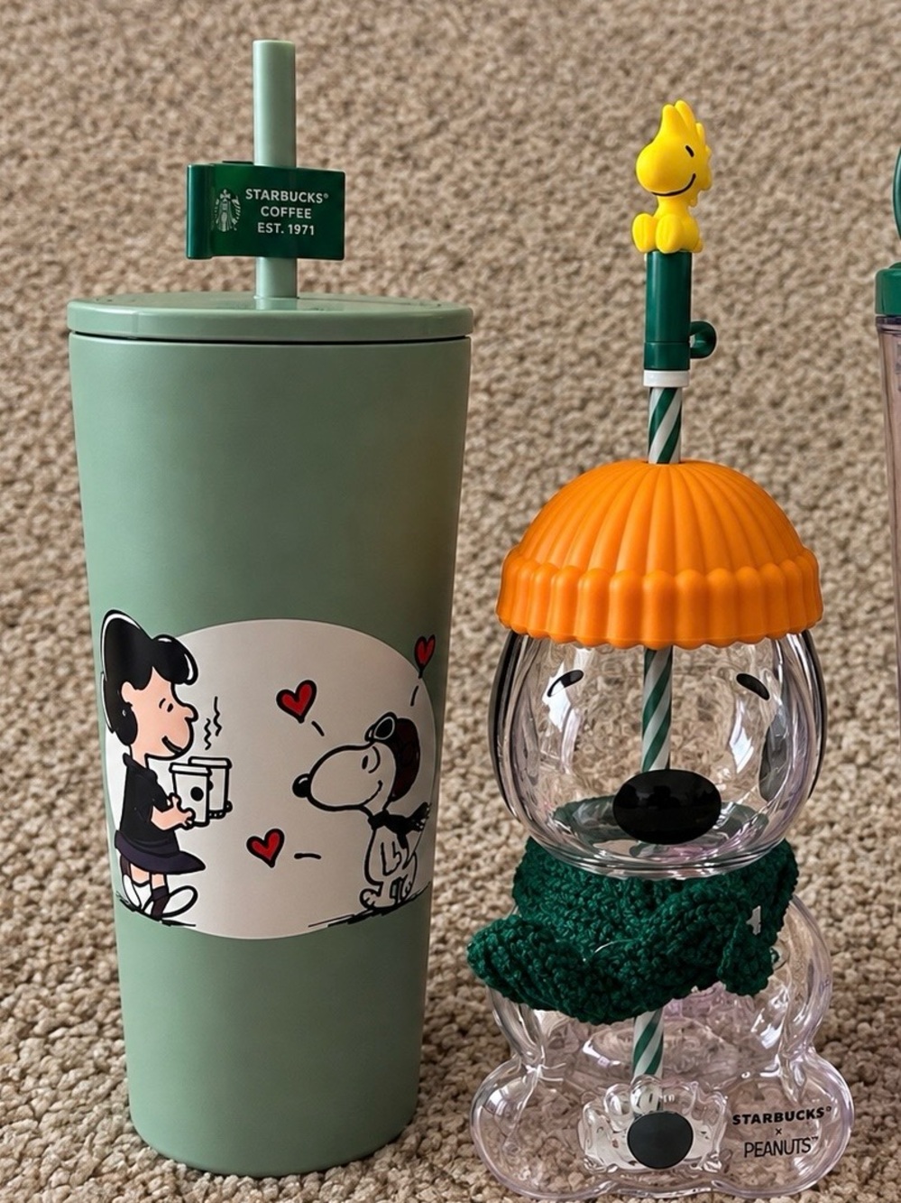 Starbucks x Peanuts cup bundle